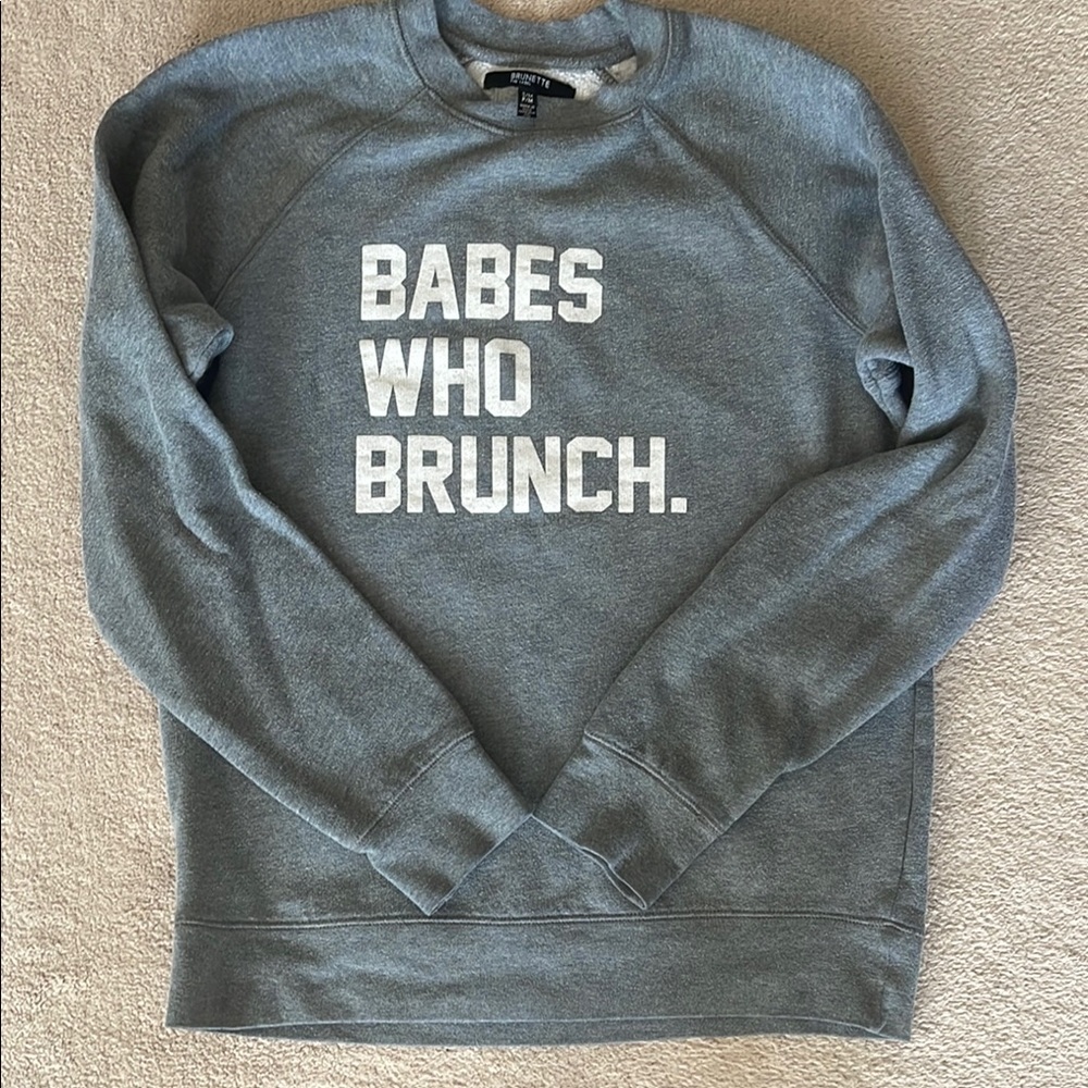 Gray 'Babes Who Brunch' women’s sweater